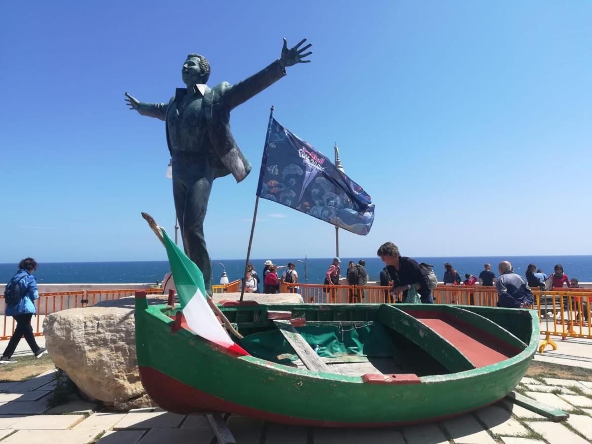 Pinhouse - Locazione Turistica Lägenhet Polignano a Mare Exteriör bild